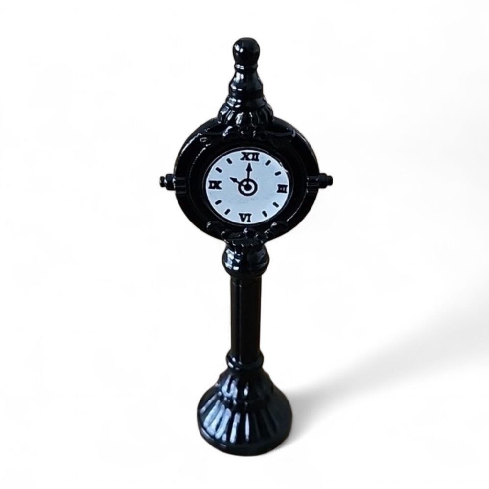 Village Square Mervyn's Christmas Town Square Clock – 4.5" Tall – Metal – Black